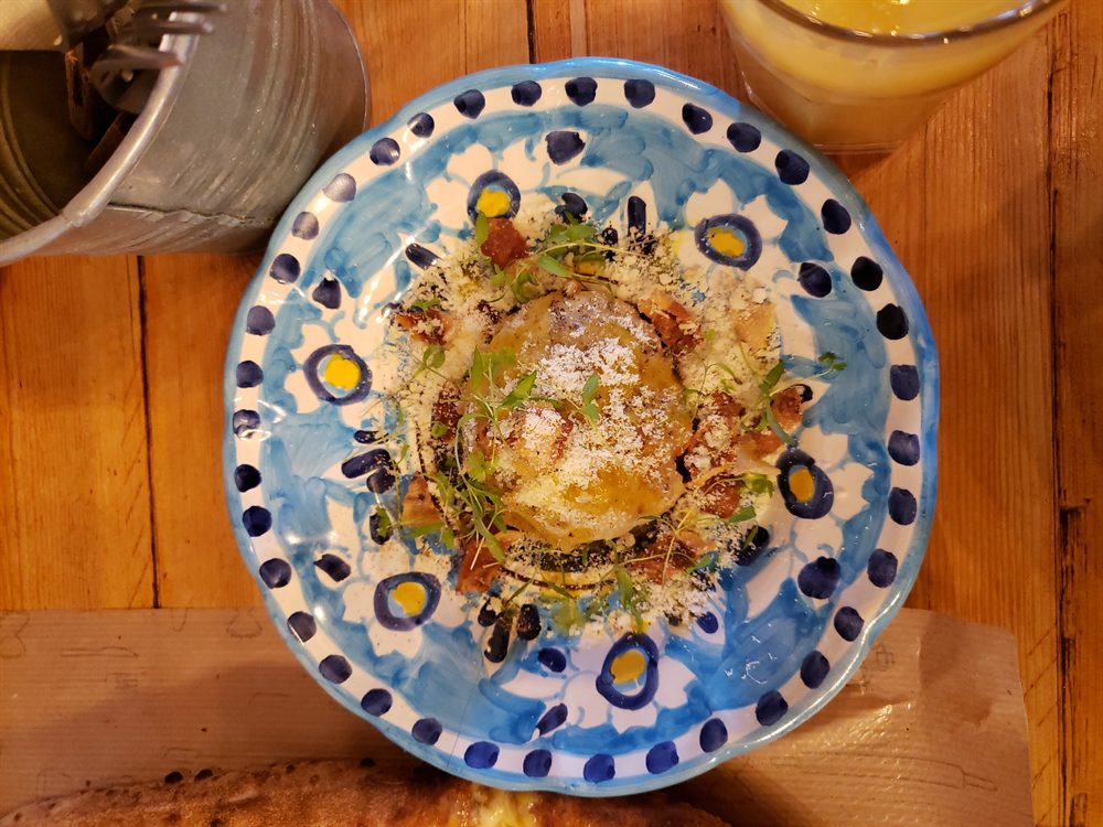 A real Neapolitan-style fried pasta frittatina served on a plate